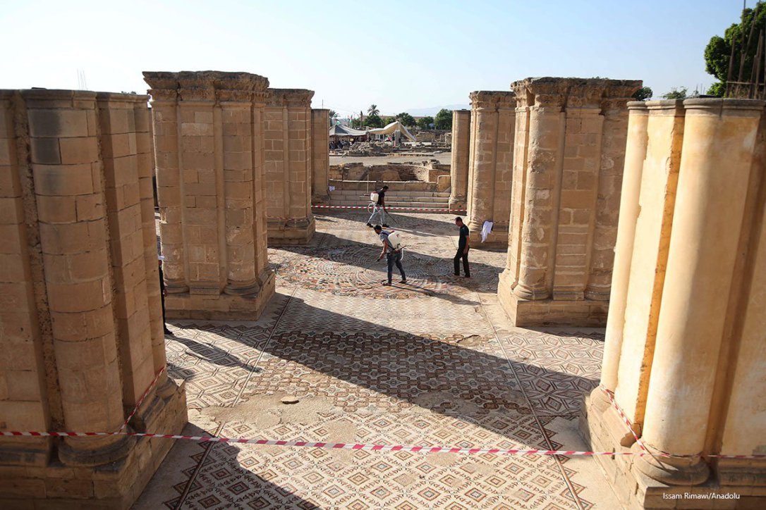 Tourists visit the historical Umayyad Palace which is the largest ancient mosaic in Middle East. 20th October 2016 [Issam Rimawi/Anadolu]