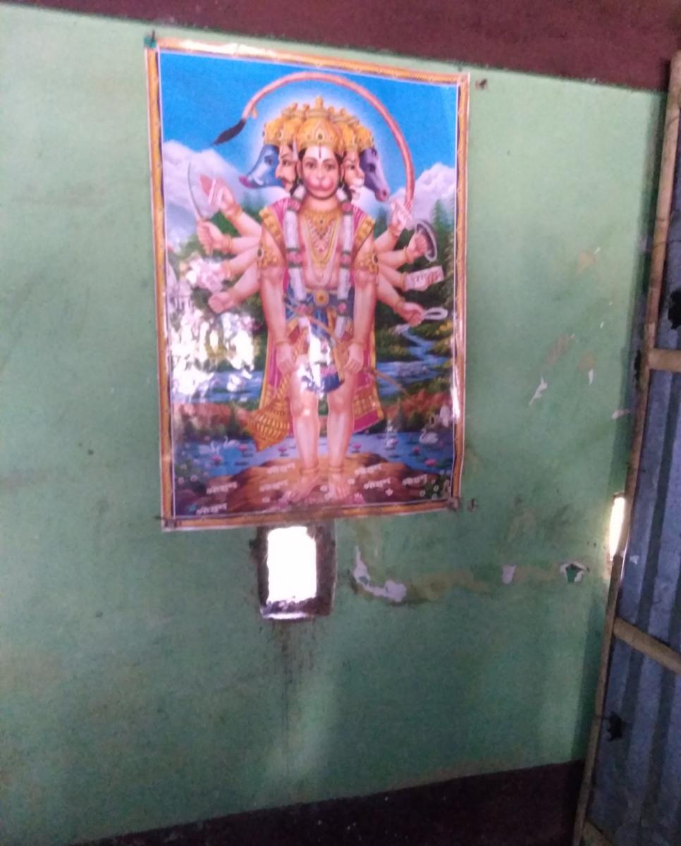 hanuman-picture-on-wall