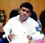 Goa Minister threaten farmer